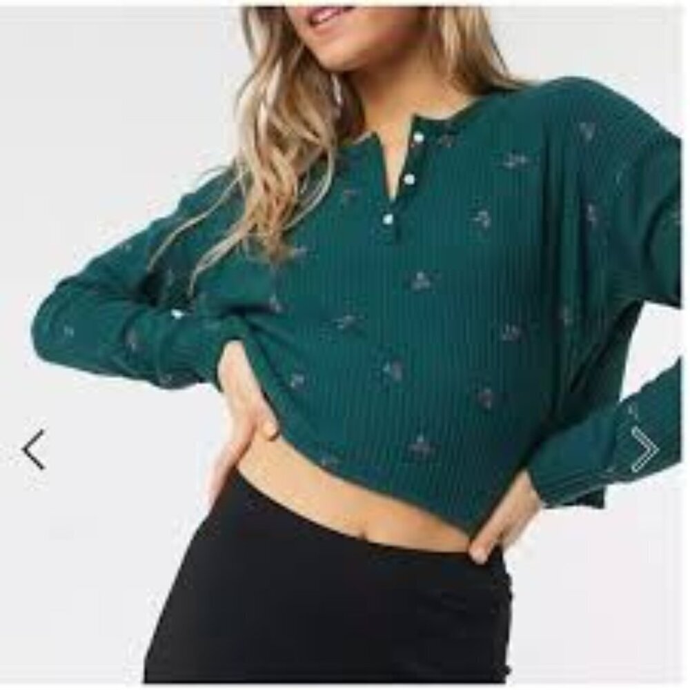 Gilly Hicks cozy rose print waffle top